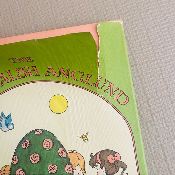 Vintage children’s book, The Joan Walsh Anglund Storybook, c 1978 - Picture 10 of 15